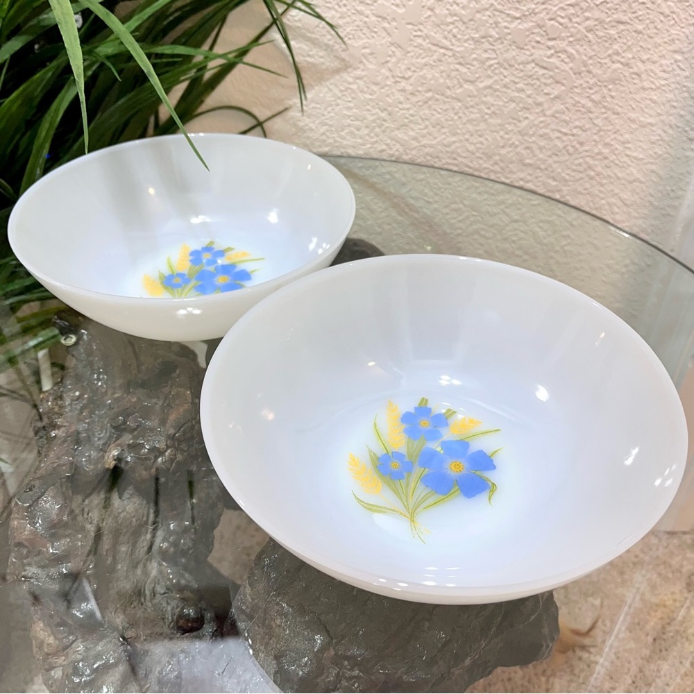 Vintage Mid-Century Modern Fire King Milk Glass Serving Bowls Flowers & Wheat